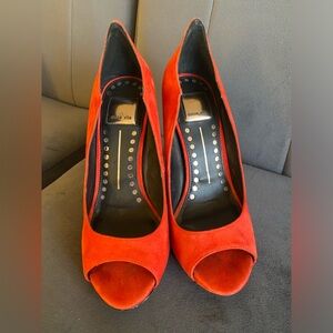 Dolce Vita Coral Heels - Size 7